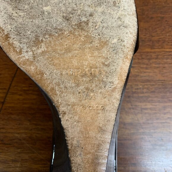 Prada Heel Sandals. - Picture 5 of 9